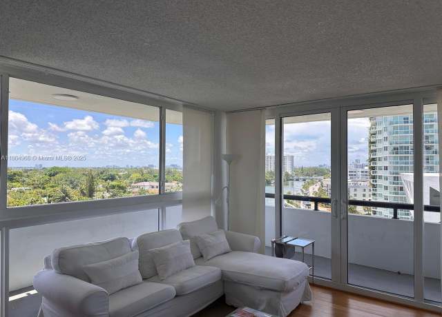 Property at 3200 Collins Ave Unit 7-4, Miami Beach, FL 33140, 2 beds, 2 baths
