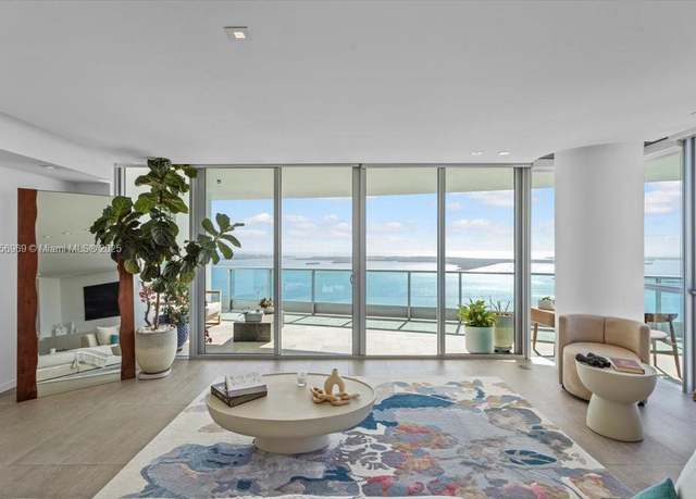 Property at 1331 Brickell Bay Dr #4211, Miami, FL 33131, 4 beds, 4.5 baths