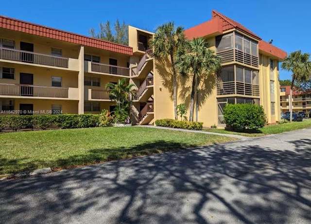 Property at 3390 Foxcroft Rd Unit C212, Miramar, FL 33025, 2 beds, 2 baths