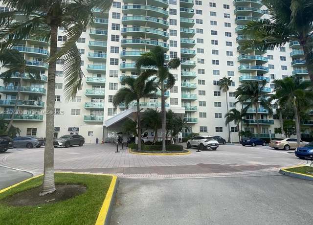Property at 19390 Collins Ave #123, Sunny Isles Beach, FL 33160, 1 bed, 1.5 baths