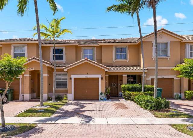 Property at 1074 NE 41st Pl, Homestead, FL 33033, 3 beds, 2.5 baths