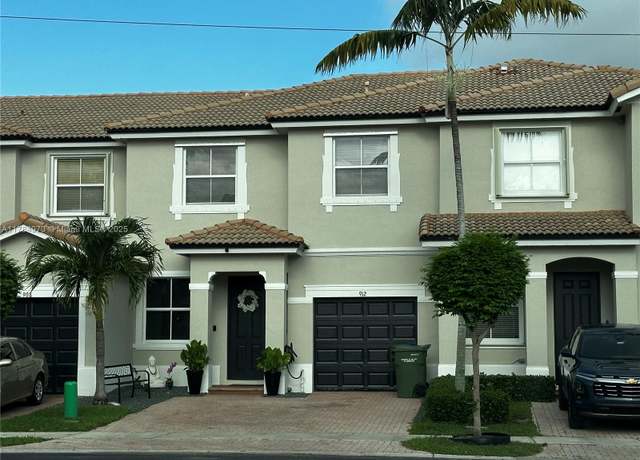 Property at 1074 NE 41st Pl, Homestead, FL 33033, 3 beds, 2.5 baths