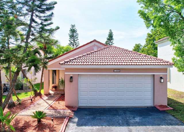 Property at 1565 Presidio Dr, Weston, FL 33327, 3 beds, 2 baths