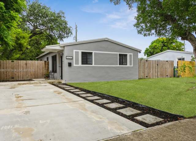 Property at 1530 N 69th Way, Hollywood, FL 33024, 3 beds, 1 bath