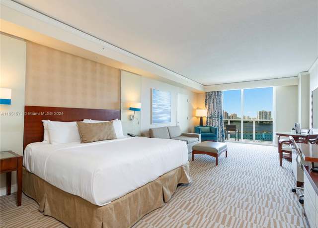 Property at 18001 Collins Ave #1202, Sunny Isles Beach, FL 33160, 1 bath