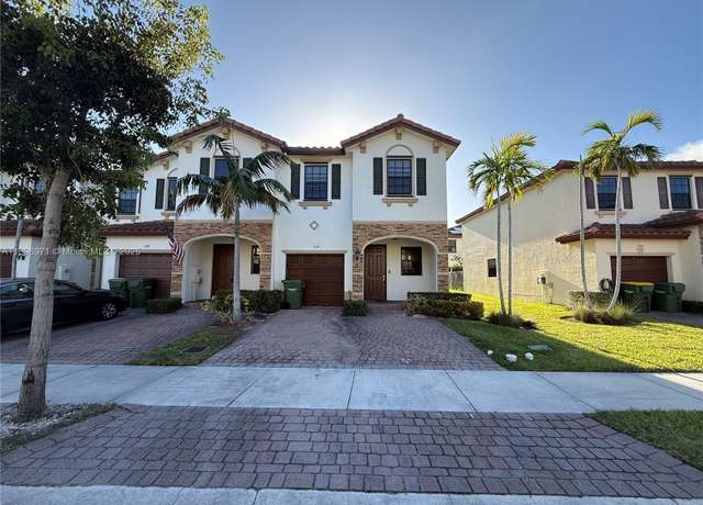 Property at 164 SE 34th Ave, Homestead, FL 33033, 4 beds, 2.5 baths