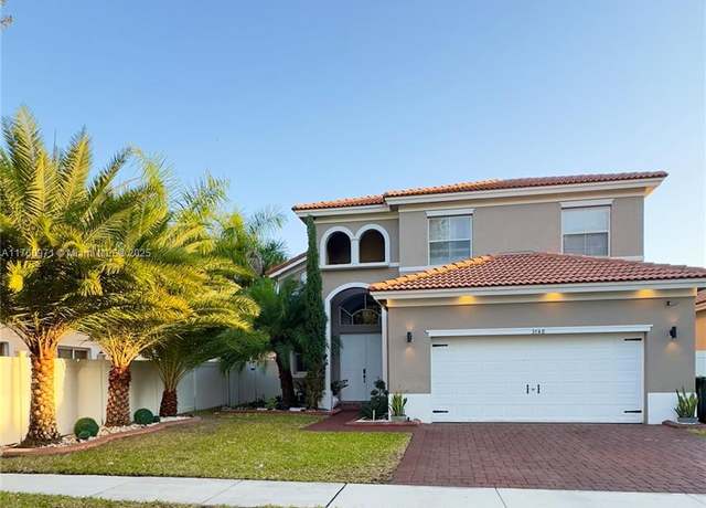 Property at 3748 NE 16th St, Homestead, FL 33033, 5 beds, 3 baths