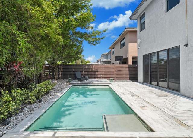 Property at 15924 SW 136th Way, Miami, FL 33196, 4 beds, 3 baths