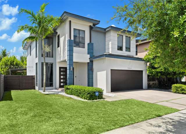 Property at 15924 SW 136th Way, Miami, FL 33196, 4 beds, 3 baths