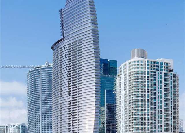 Property at 300 Biscayne Blvd Way #4404, Miami, FL 33131, 3 beds, 5.5 baths