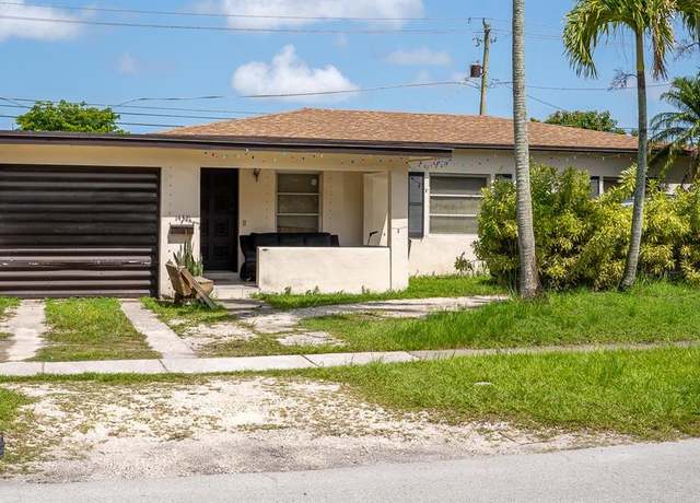 Property at 14321 Boggs Dr, Miami, FL 33176, 5 beds, 2 baths