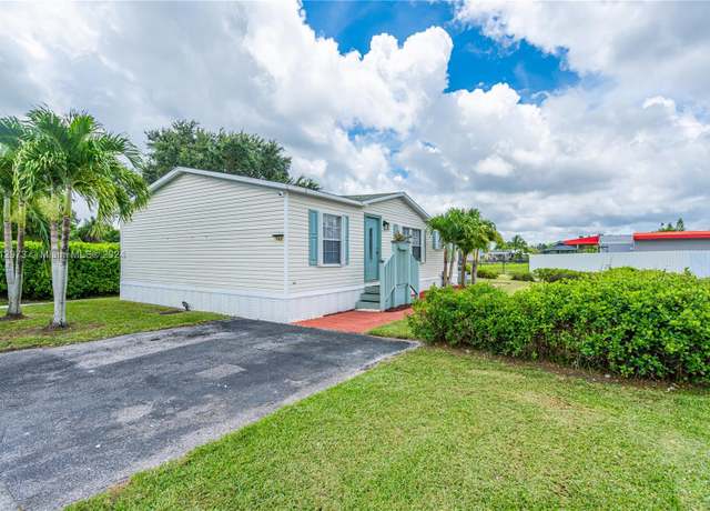 Property at 35250 SW 177th Ct #152, Homestead, FL 33034, 3 beds, 2 baths