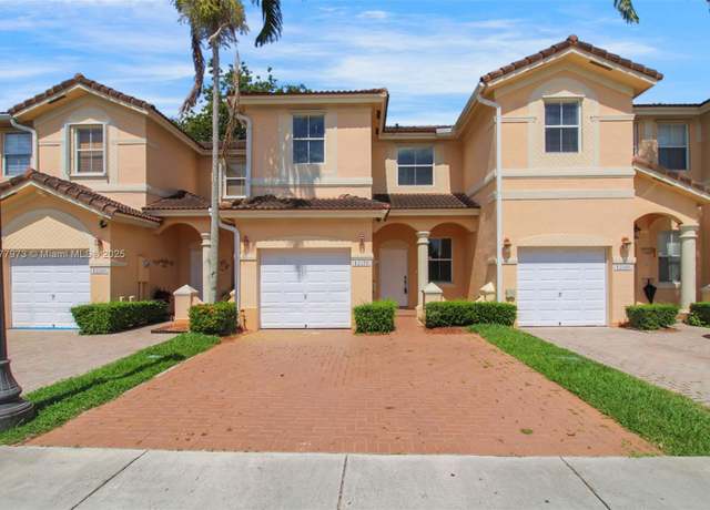 Property at 12376 SW 126th Ave #12376, Miami, FL 33186, 3 beds, 2.5 baths