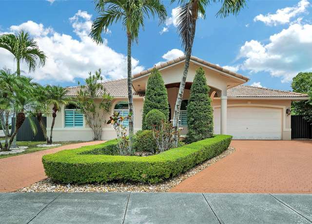 Property at 2045 SW 142nd Pl, Miami, FL 33175, 4 beds, 3 baths