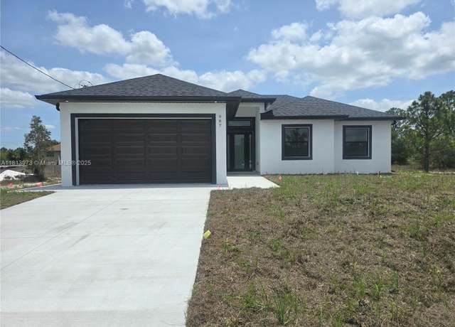 Property at 987 Edgerton, Lehigh Acres, FL 33974, 3 beds, 2 baths