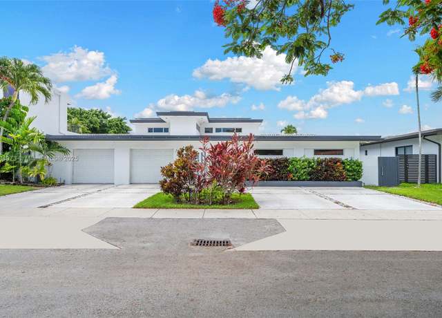 Property at 1930 NE 193rd St, Miami, FL 33179, 5 beds, 5 baths