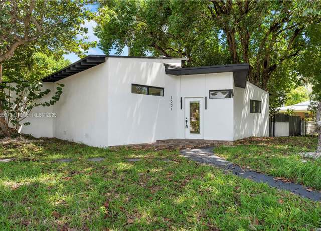 Property at 1001 NE 82nd St, Miami, FL 33138, 5 beds, 5 baths