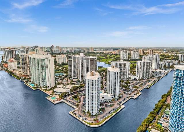 Property at 20505 E Country Club Dr #1533, Aventura, FL 33180, 2 beds, 2 baths