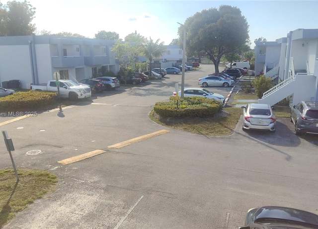 Property at 6221 SW 131st Ct #202, Miami, FL 33183, 2 beds, 2 baths