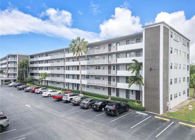 Property at 4800 Hillcrest Ln #503, Hollywood, FL 33021, 3 beds, 3.5 baths