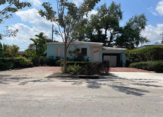 Property at 5618 SW 6th St, Miami, FL 33134, 3 beds, 2 baths