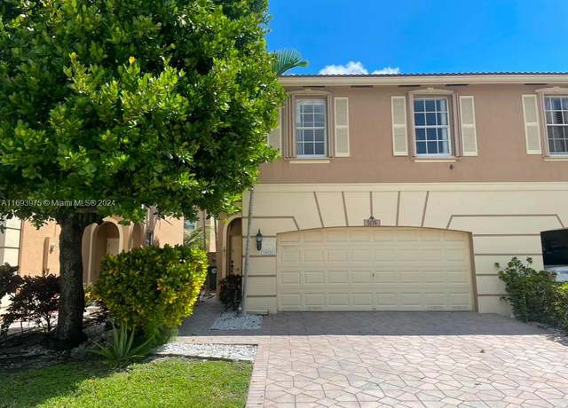 Property at 5176 Stagecoach Dr, Coconut Creek, FL 33073, 3 beds, 2.5 baths
