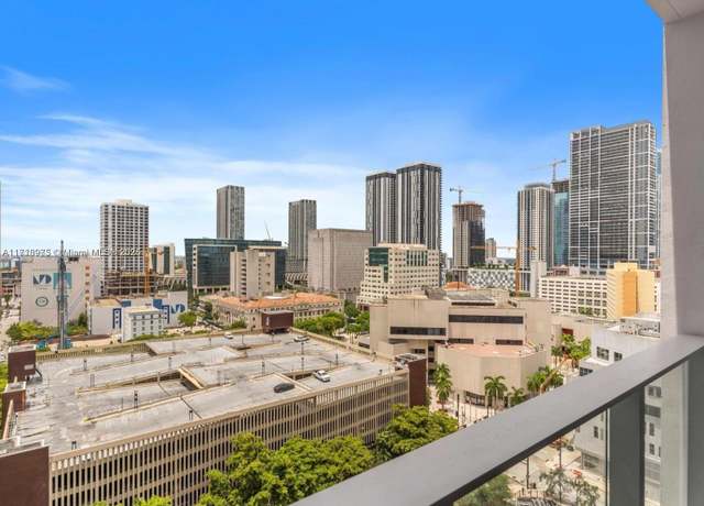 Property at 227 NE 2nd St #1703, Miami, FL 33132, 1 bed, 1 bath