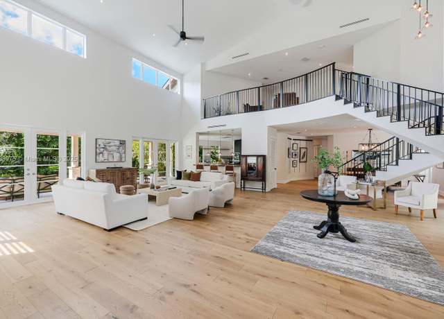 Property at 6910 SW 145th Ter, Palmetto Bay, FL 33158, 5 beds, 4.5 baths