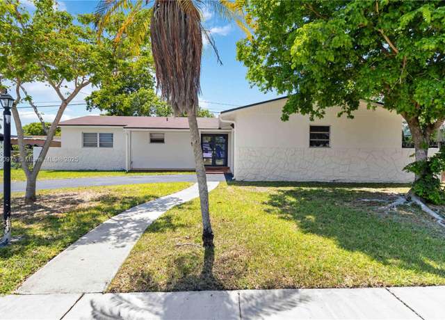 Property at 20310 SW 116th Ave, Miami, FL 33189, 3 beds, 2 baths