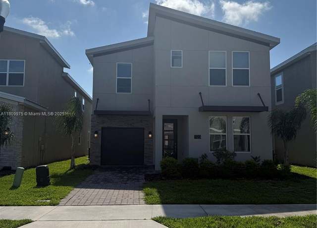 Property at 1123 Kingsbarn St, Davenport, FL 33896, 6 beds, 5 baths