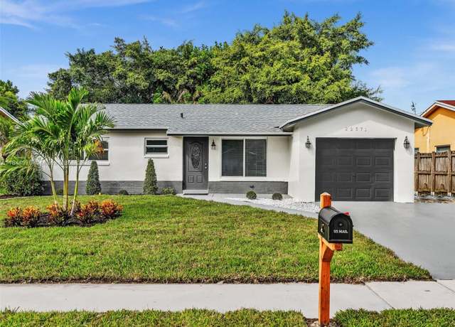 Property at 22571 SW 65th Ave, Boca Raton, FL 33428, 3 beds, 2 baths
