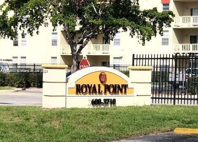 Property at 3600 NW 21st St #305, Lauderdale Lakes, FL 33311, 2 beds, 2 baths