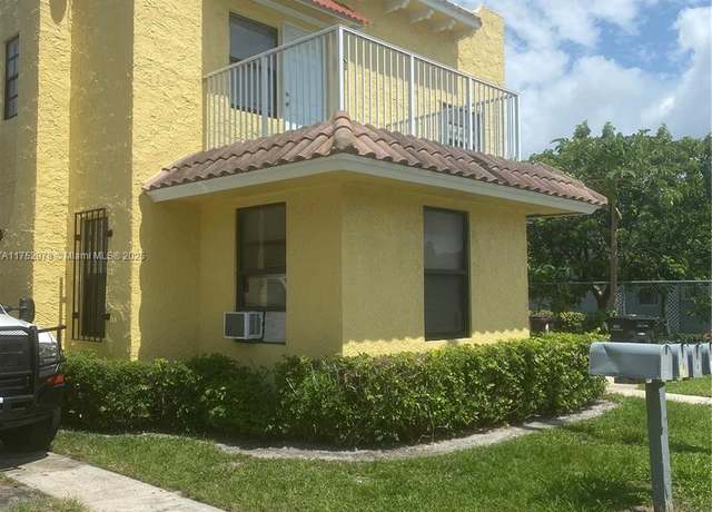 Property at 3011 Broadway Ave, West Palm Beach, FL 33407, 18 beds, 11 baths