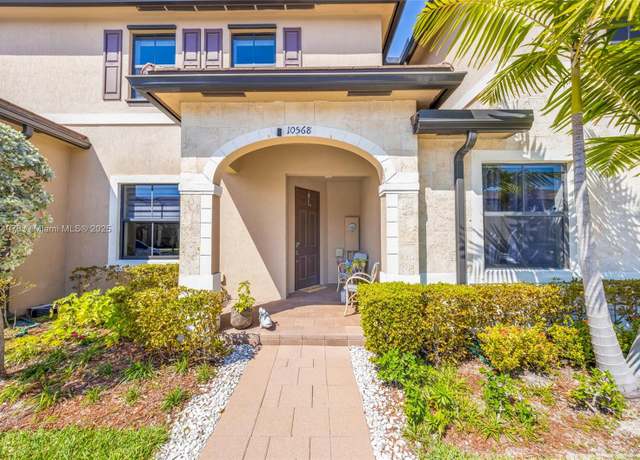 Property at 10568 W 32nd Ln, Hialeah, FL 33018, 3 beds, 2.5 baths