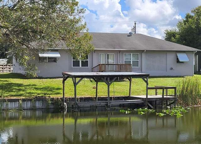 Property at 3611 SE 19th Ter, Okeechobee, FL 34974, 3 beds, 2 baths