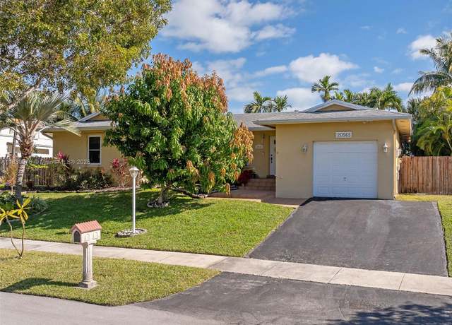 Property at 20565 SW 80th Pl, Cutler Bay, FL 33189, 3 beds, 2 baths