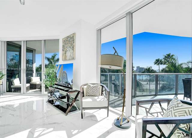Property at 488 NE 18th St #208, Miami, FL 33132, 3 beds, 3.5 baths