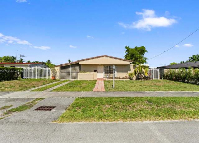 Property at 4295 SW 97th Ct, Miami, FL 33165, 4 beds, 2 baths