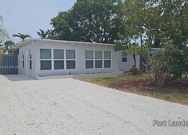Property at 442 SW 22nd Ave, Fort Lauderdale, FL 33312, 3 beds, 1 bath