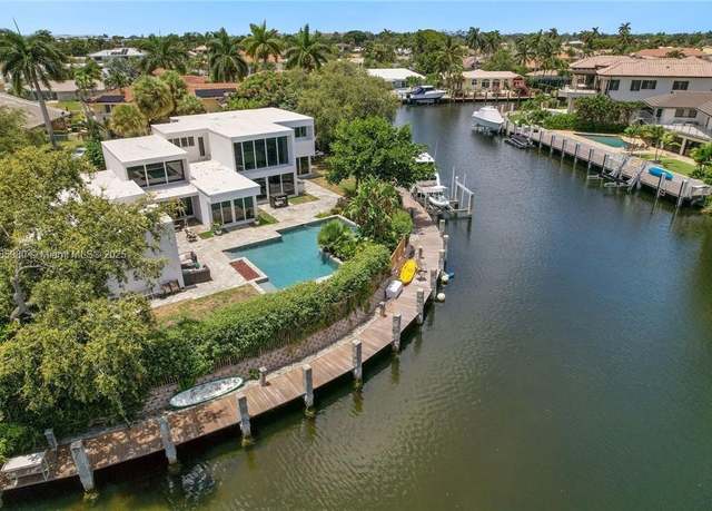 Property at 4050 NE 25th Ave, Lighthouse Point, FL 33064, 3 beds, 4 baths
