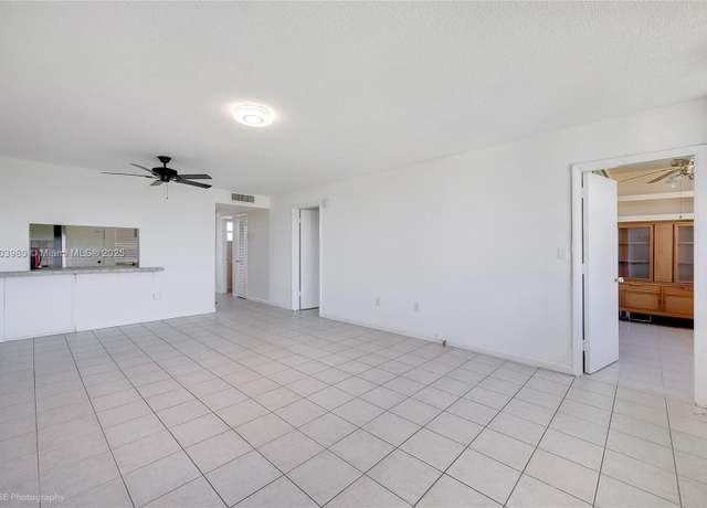Property at 1551 NE Miami Gardens Dr #322, Miami, FL 33179, 1 bed, 1.5 baths