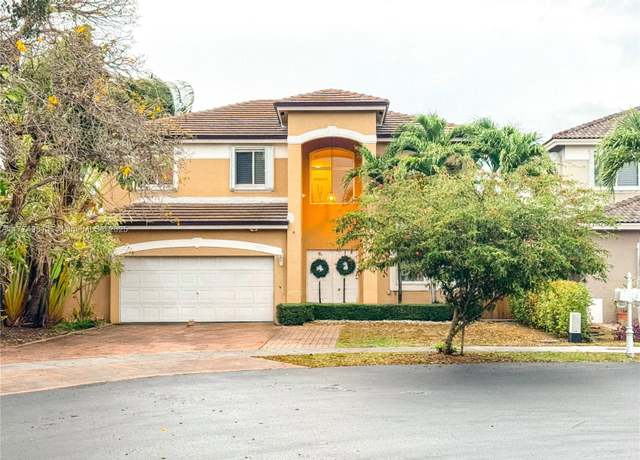 Property at 15809 SW 65th Ter, Miami, FL 33193, 6 beds, 4 baths
