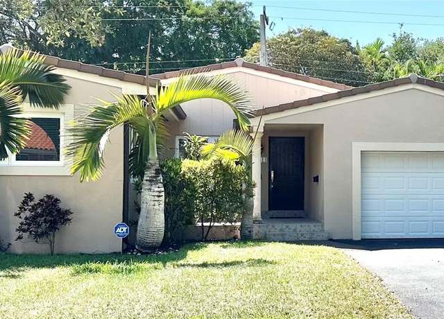 Property at 814 Capri St, Coral Gables, FL 33134, 3 beds, 2 baths