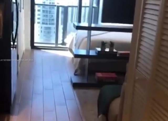 Property at 398 NE 5th St #3013, Miami, FL 33132, 1 bath