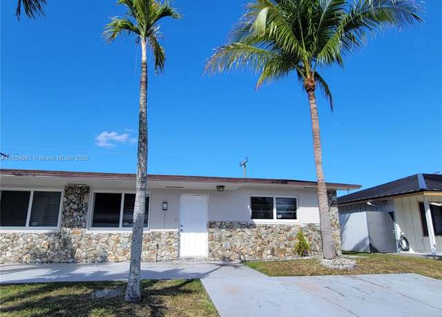 Property at 1800 SW 97th Ave, Miramar, FL 33025, 9 beds, 6 baths