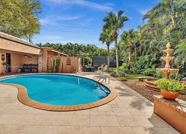 Property at 6200 SW 112th St, Pinecrest, FL 33156, 4 beds, 4 baths