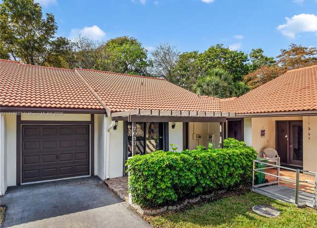 Property at 7053 Marlberry Ln #7053, Tamarac, FL 33321, 3 beds, 2 baths