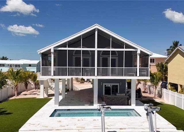 Property at 1020 Adams Dr, Key Largo, FL 33037, 3 beds, 3 baths