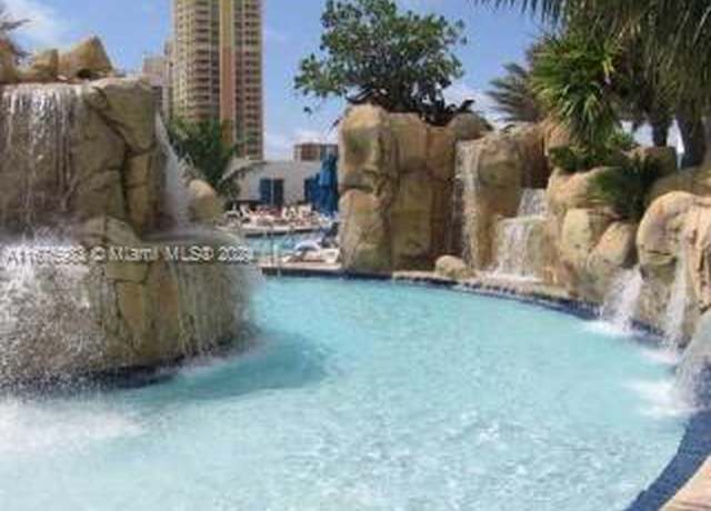 Property at 18001 Collins Ave #2204, Sunny Isles Beach, FL 33160, 1 bath