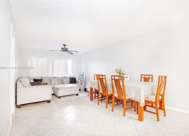 Property at 941 NW 45th St #7, Deerfield Beach, FL 33064, 2 beds, 2 baths